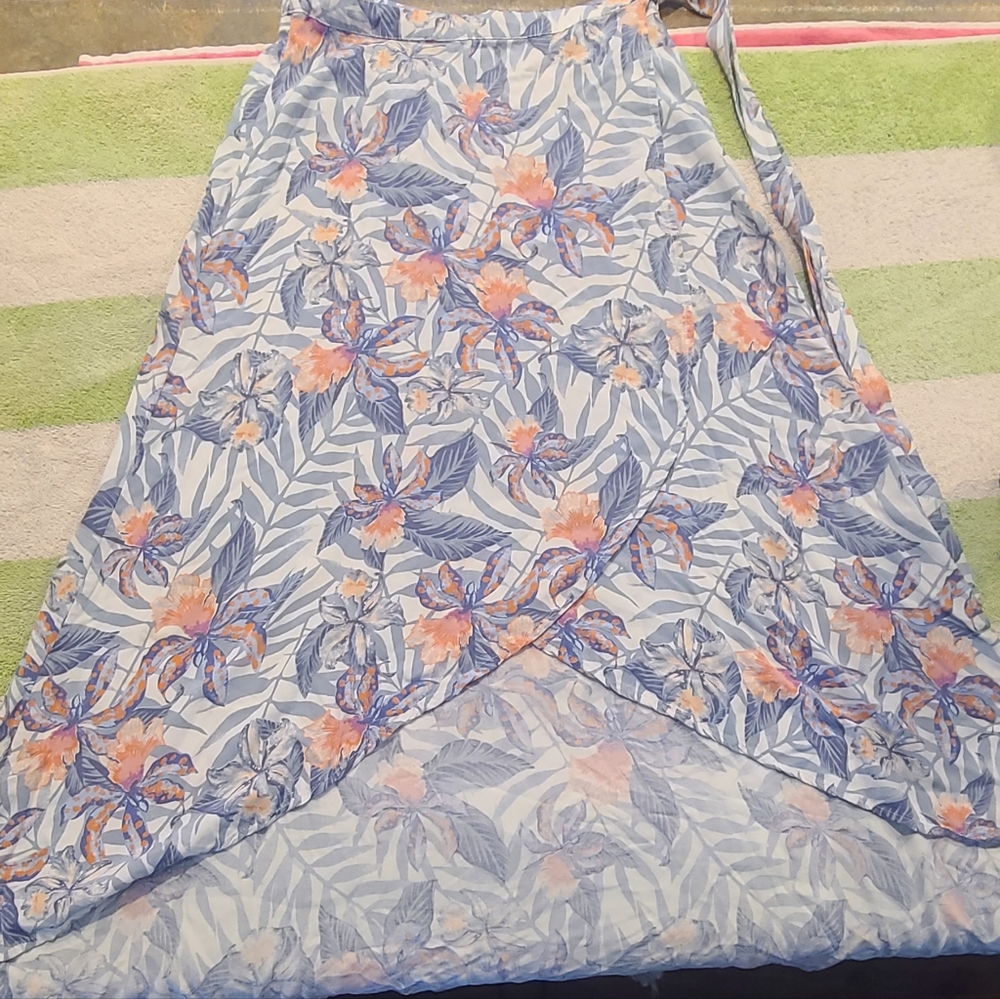 Ripcurl Size Small flower print Skirt